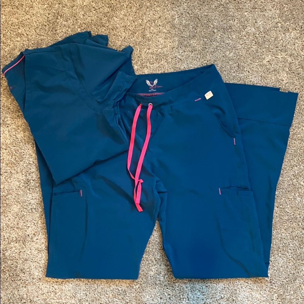 Smitten Scrub Set